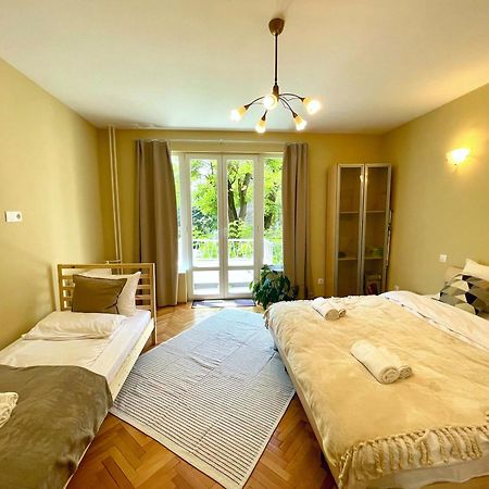 סופיה Bohemian Bright & Calm 2Br - Top Center - Private Balcony מראה חיצוני תמונה