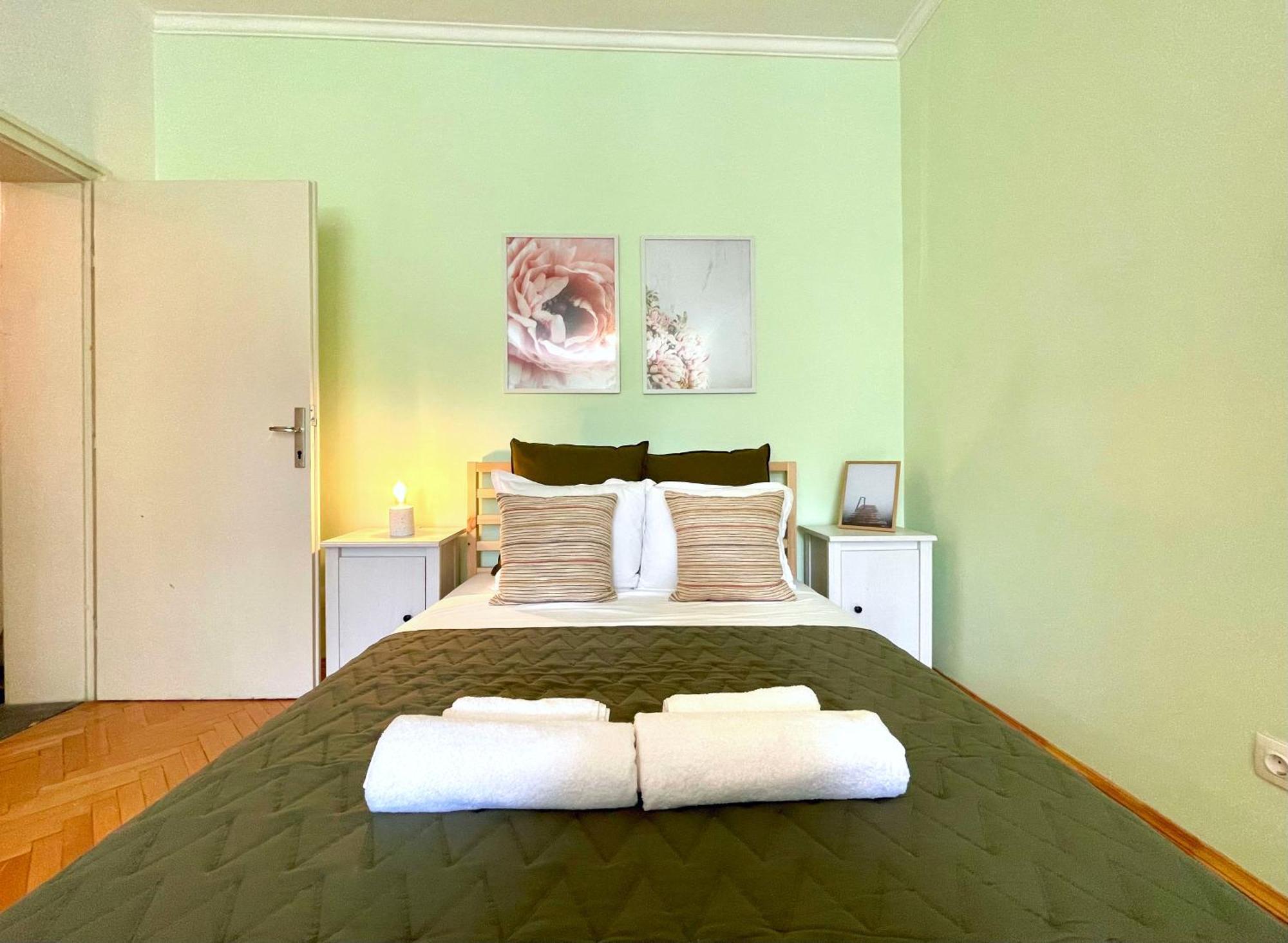 סופיה Bohemian Bright & Calm 2Br - Top Center - Private Balcony מראה חיצוני תמונה