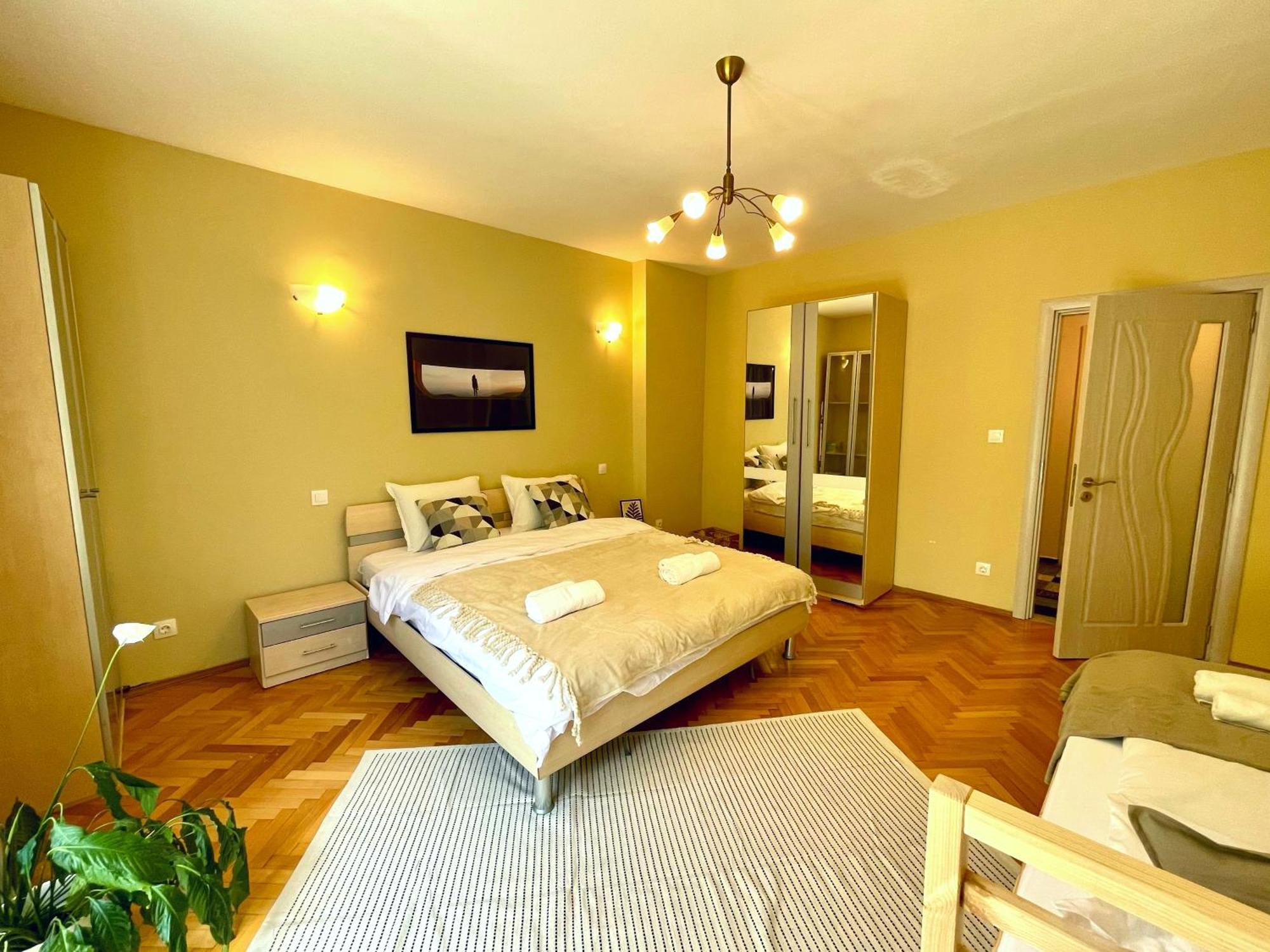 סופיה Bohemian Bright & Calm 2Br - Top Center - Private Balcony מראה חיצוני תמונה