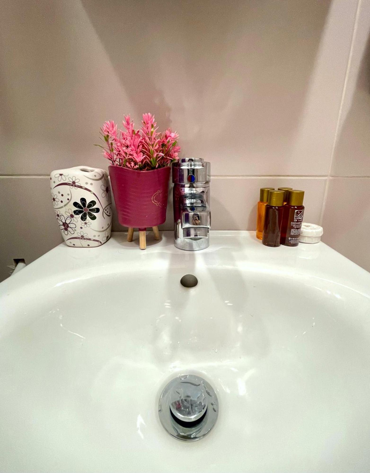 סופיה Bohemian Bright & Calm 2Br - Top Center - Private Balcony מראה חיצוני תמונה